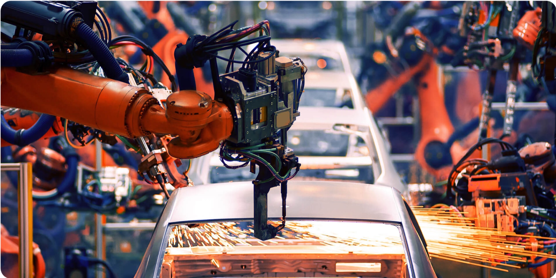 Automatisierte Fertigungslinie mit Robotern
